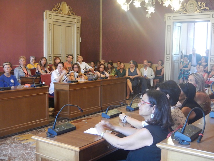 Le stelle del canto e le donne di Macerata festeggiano Anita Cerquetti. Conduce Lella Costa