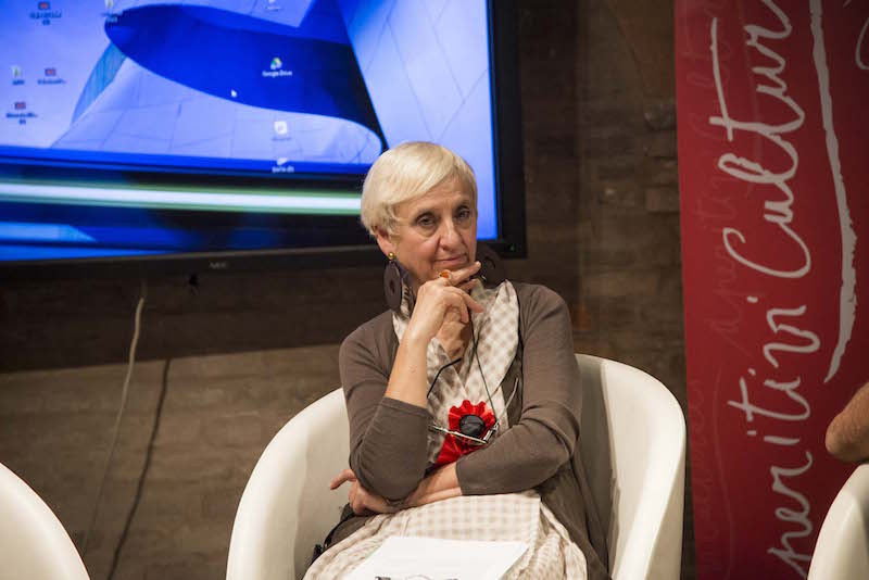 Dieci candeline nel 2016 per gli Aperitivi Culturali