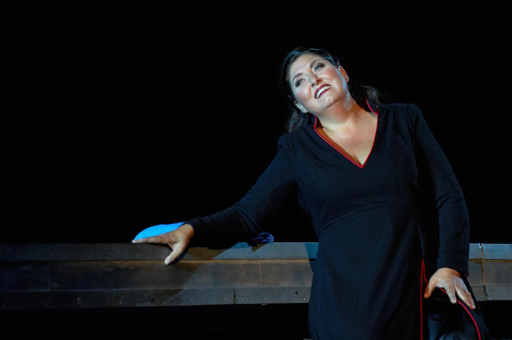 Un trovatore di fuoco allo Sferisterio