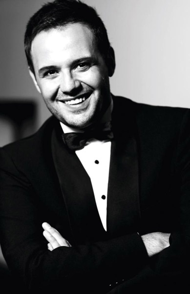 Il trovatore, Murat Karahan sostituisce Piero Pretti