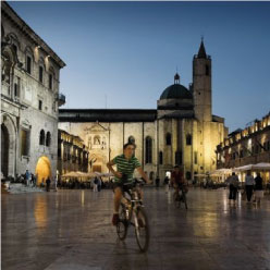 MARCHE INSIDE THE BEAUTY MARCHE INSIDE THE BEAUTY